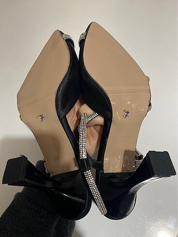 37 Beden siyah Renk Siyah Stiletto Taşlı Saten Ayakkabı