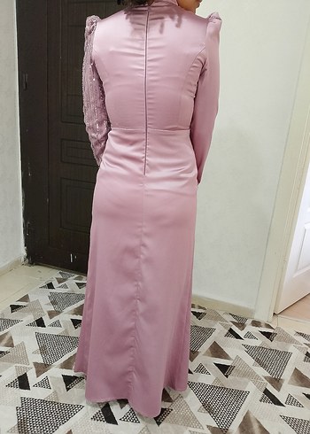 38 Beden pembe Renk Pembe Uzun Abiye Yüksek Yakalı Drapeli