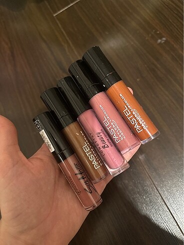 Pastel golden rose rujların hepsi tek ruj fiyatına