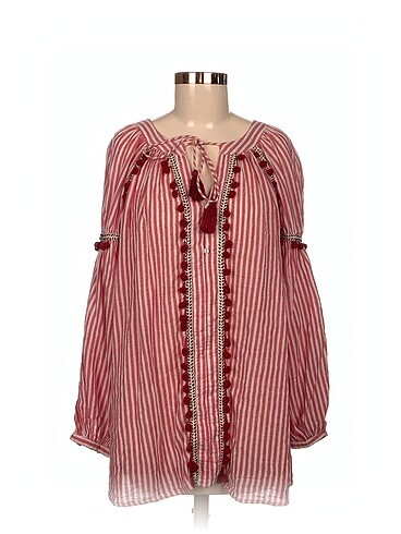 Zara Bluz %70 İndirimli.