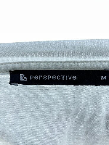 m Beden beyaz Renk Perspective T-shirt %70 İndirimli.