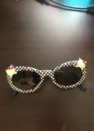 Hello Kitty Kız çocuk guneş gözlüğü 