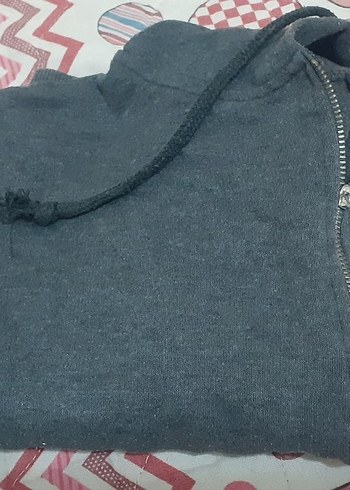 Gri Kapüşonlu Fermuarlı Kadın Sweatshirt - Görsel 4