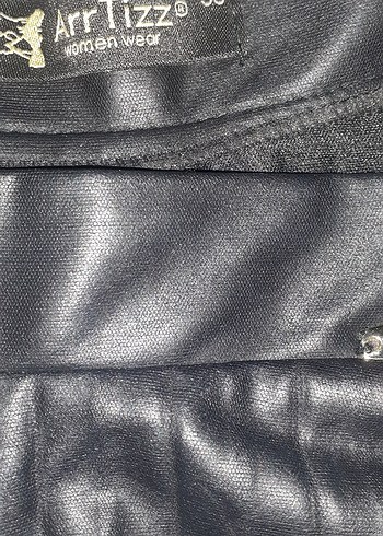 Siyah Deri Uzun Drapeli Etek - Görsel 3