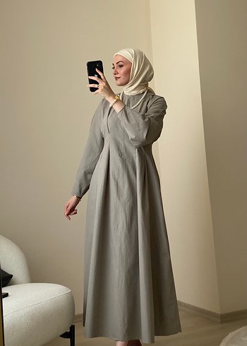 Yüksek Yakalı Uzun Keten Elbise