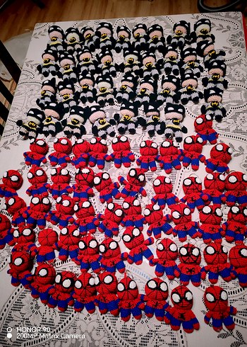 Renkli El Yapımı Peluş Oyuncaklar - Görsel 5