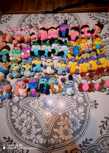 Renkli El Yapımı Peluş Oyuncaklar - Görsel 7