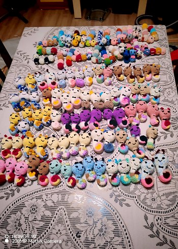 Renkli El Yapımı Peluş Oyuncaklar - Görsel 14