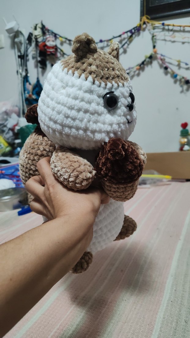 El Yapımı Kahverengi Peluş Oyuncak Sincap - Görsel 2