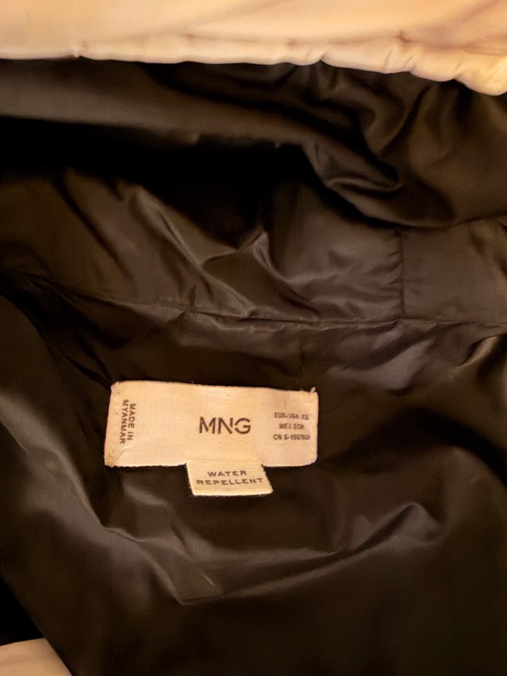 Mango su geçirmez şişme mont — görsel 7/9