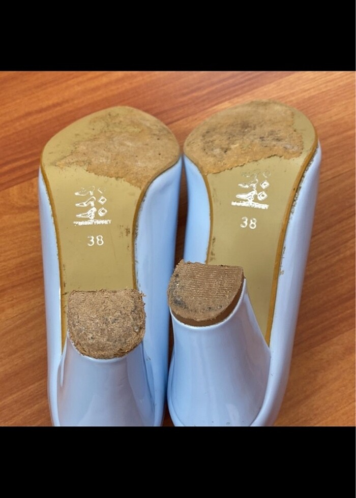 Mavi topuklu ayakkabı - Görsel 4