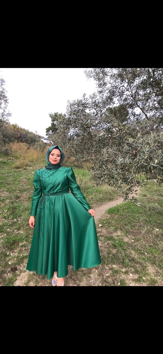 Yeşil Drapeli Uzun Tesettür Bohem Elbise - Görsel 2