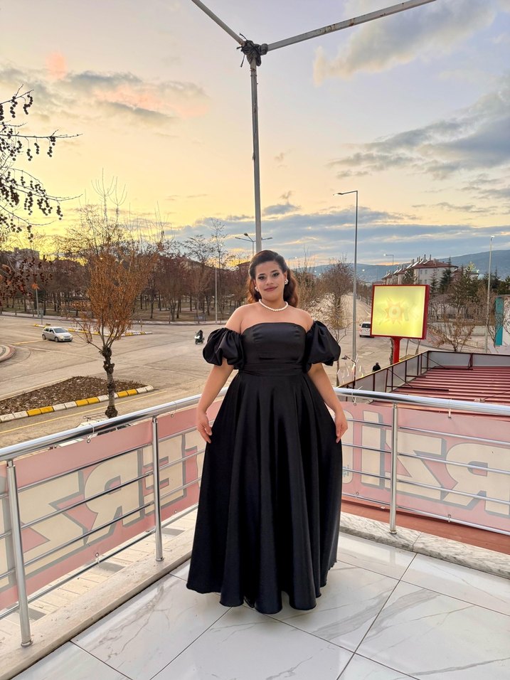 Siyah Uzun Straplez Gotik Abiye Elbise - Görsel 3