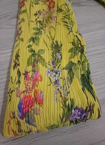 Trendyol & Milla Trendyolmilla Çicekli Crop Bluz