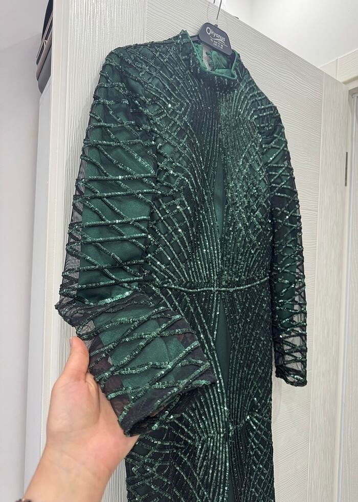 Yeşil abiye elbise - Görsel 4