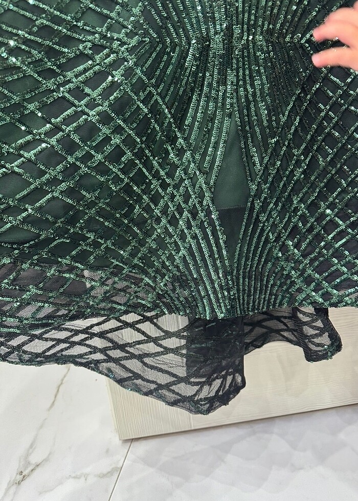 Yeşil abiye elbise - Görsel 3