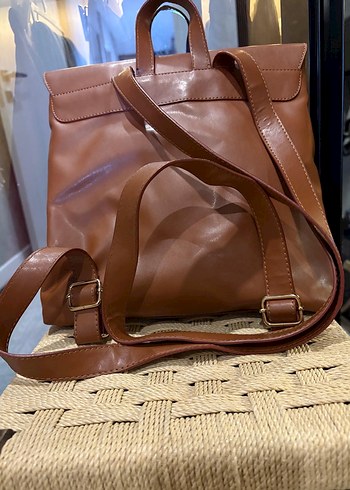 Kahverengi Deri Tokalı Kadın Sırt Çantası fabrika marka - Görsel 2