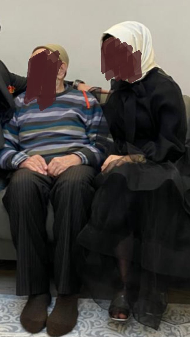 Etnik Desenli Siyah Midi Halter Boyunlu Nişan Elbisesi - Görsel 3