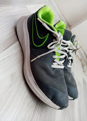 Nike spor ayakkabı