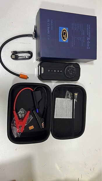 ARAÇ POWERBANK 8.400AMPER