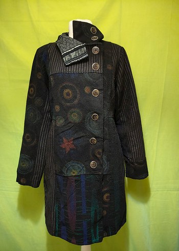 Düğmeli Siyah Desenli Uzun vintage Kabanı - Görsel 3