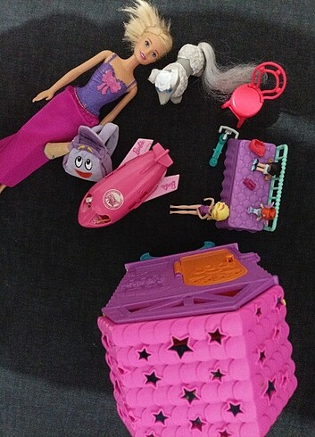 Karışık barbie ev ve oyuncaklar