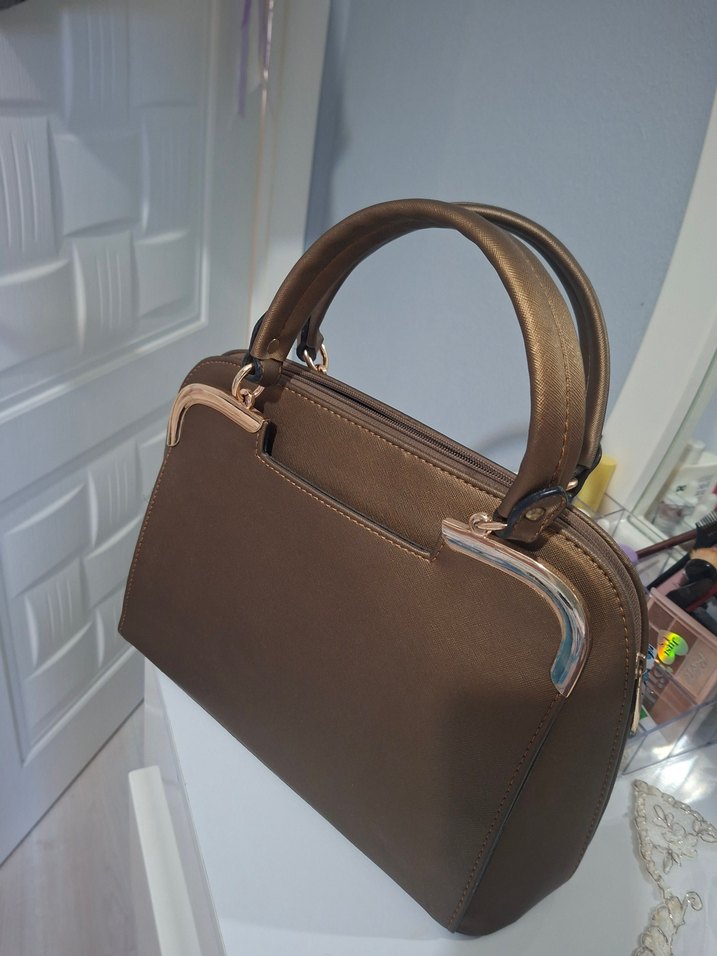 Klasik Şıklık Kahverengi Deri Kadın Çanta - Görsel 2