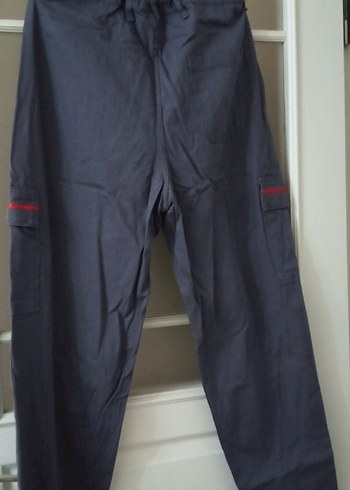 LC Waikiki Gri Denim li Erkek Pantolon etiketinde 58 numara yaziyo