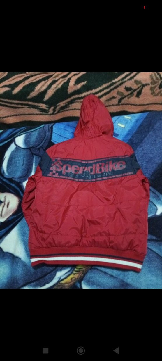 Erkek Çocuk Kırmızı Kapüşonlu Fermuarlı Ceket - Görsel 3