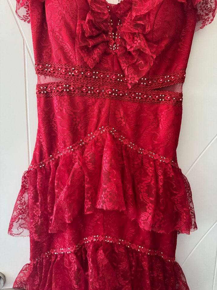 Kırmızı Uzun Straplez Fırfırlı Elbise - Görsel 4