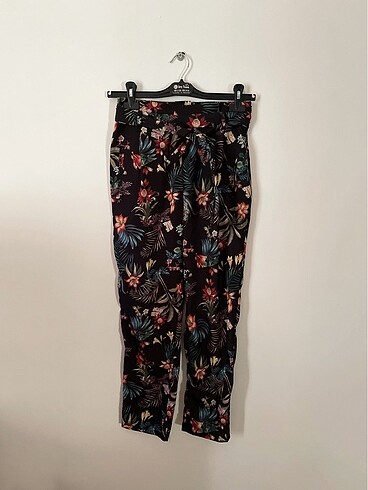 Stradivarius Stradivarius Yuksek Bel Pantolon