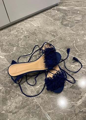 Lacivert Süet Püsküllü İnce Topuklu Ayakkabı - Görsel 3