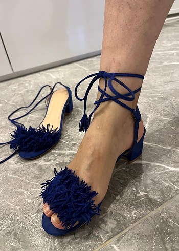 Lacivert Süet Püsküllü İnce Topuklu Ayakkabı - Görsel 4