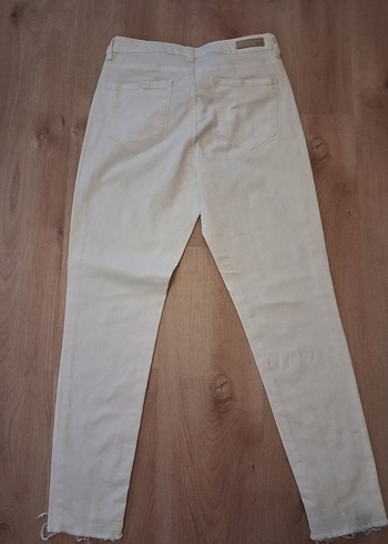 Beyaz Kadın Pamuklu Normal Kesim Jean - Görsel 2