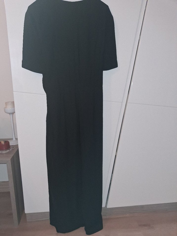 Siyah V Yaka Drapeli Uzun Kadın Elbise - Görsel 4