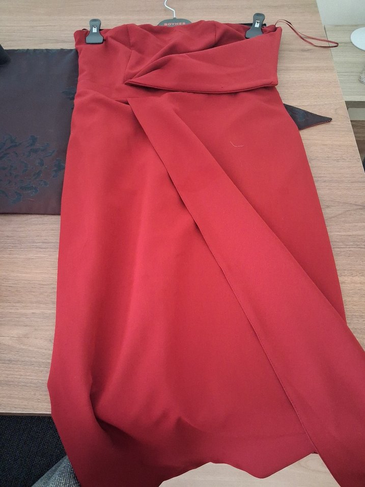 Bordo Uzun Drapeli Straplez Kadın Kalem Elbise - Görsel 5