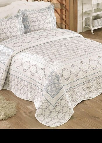 İşlemeli Beyaz ve Gri Yatak Örtüsü - Görsel 2