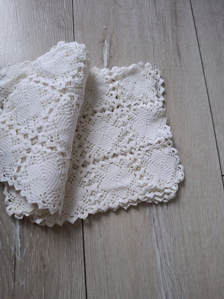 Vintage El Yapımı Dantel Örtü - Görsel 2