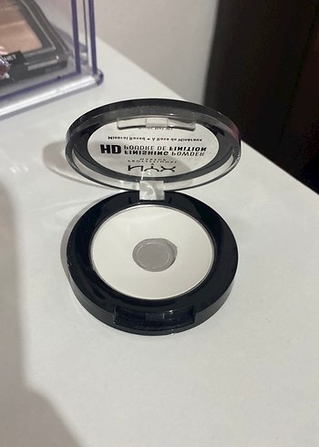 NYX HD Bitirici Pudra - Bej - Görsel 2