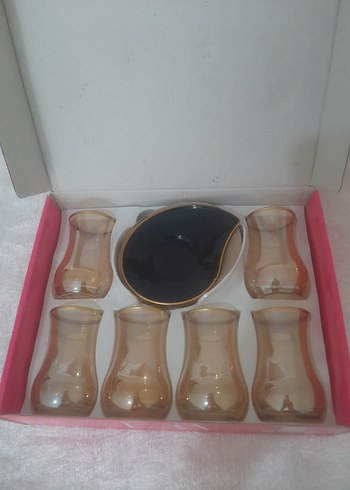 Bej Renkli 6'lı Çay Bardağı ve Tabak Seti