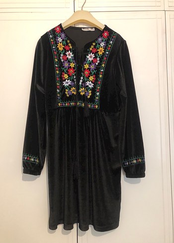 Boncuk İşlemeli Uzun Kollu Bohem Kadın kadife Elbise - Görsel 2