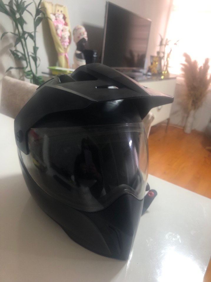Siyah Minimalist Biker Kask - Görsel 2