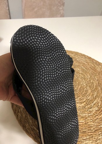 Kadın 
 Siyah Bantlı Terlik - Görsel 2