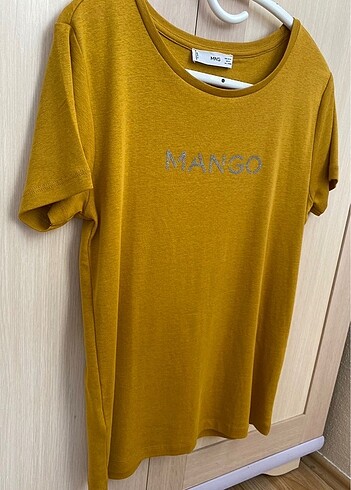 MANGO T-SHIRT