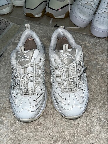 36,5 Beden beyaz Renk Skechers dlites 36.5 orjinal