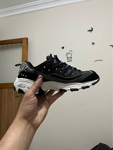 38,5 Beden Skechers orjinal 38.5 dlites