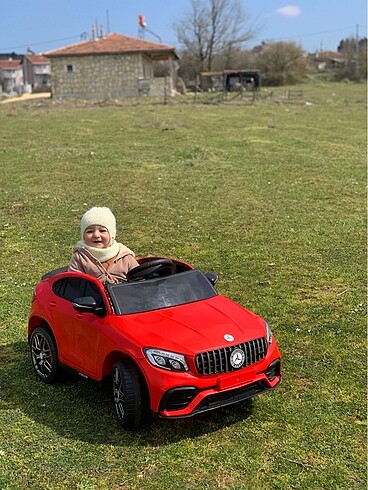 Kumandalı Akülü araba