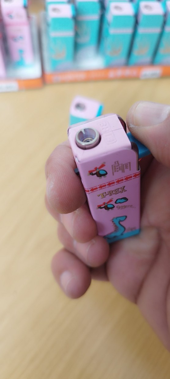 2 ADET PÜRMÜZLÜ ÇAKMAK - Görsel 5