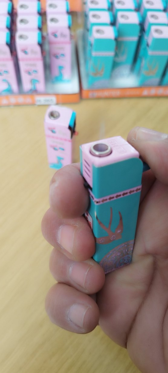 2 ADET PÜRMÜZLÜ ÇAKMAK - Görsel 4