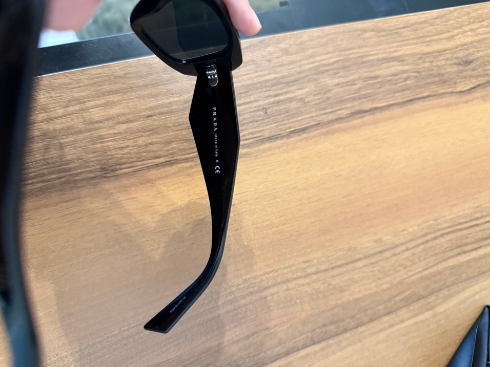 Prada gunes gozlugu - Görsel 4